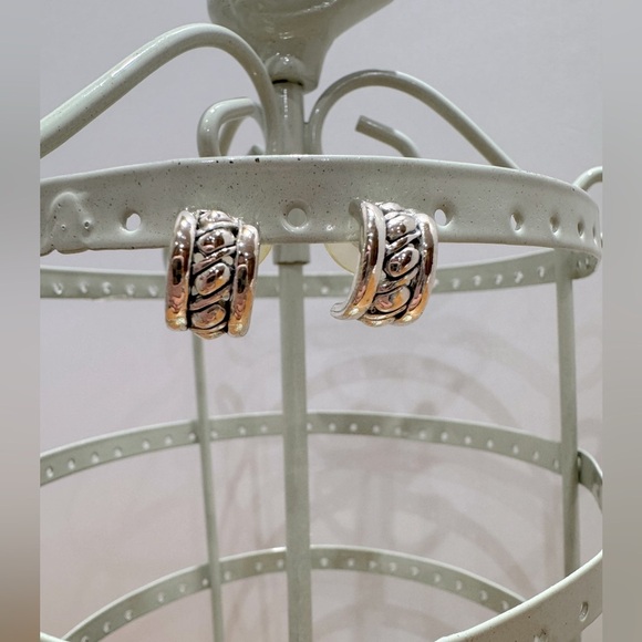 Silver tone Hoop cuff Earrings - Picture 1 of 6